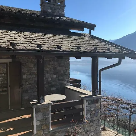 Rustico Dei Vini Hébergement de vacances Domaso
